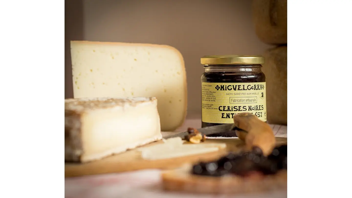 Les saloirs de Louis fromages et confiture