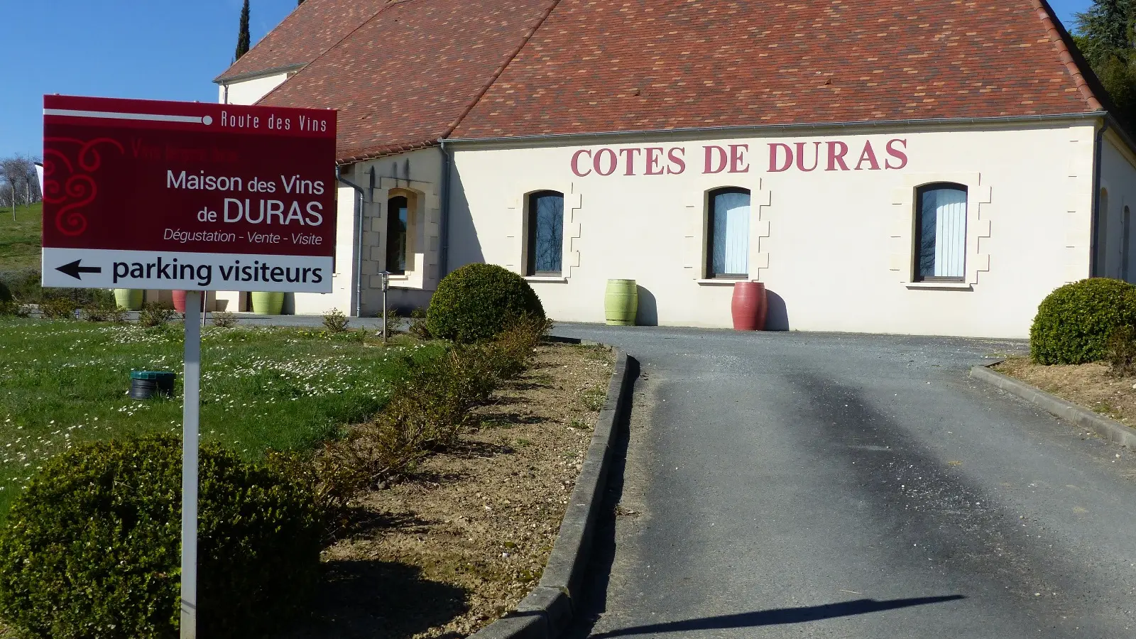 MAISON-DES-VINS-6