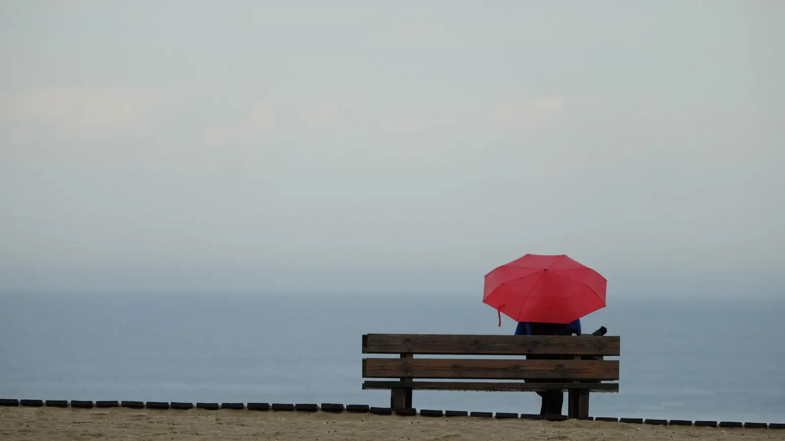 Parapluie-plage-Part-des-Anges-web