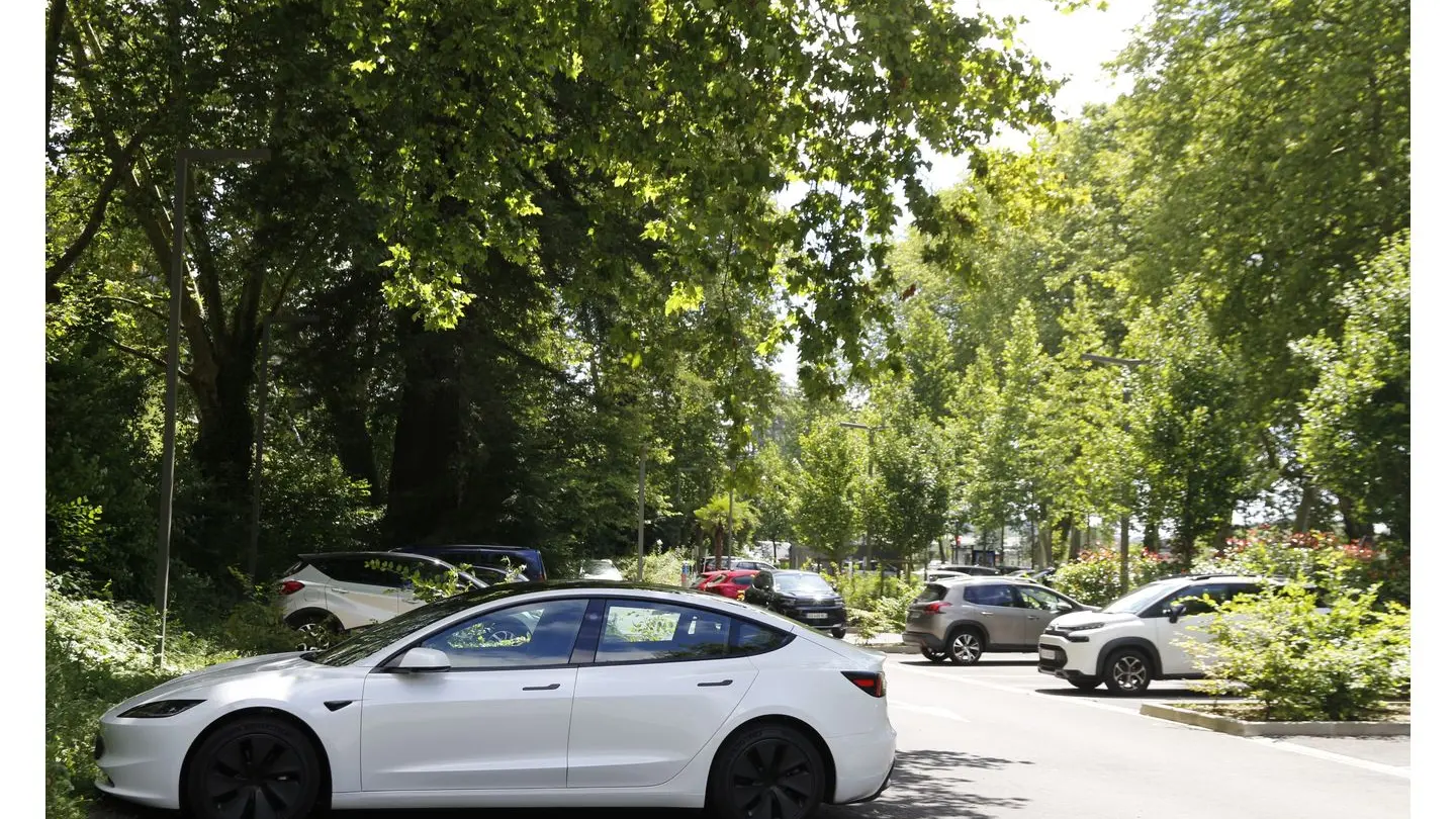 Parking Gare courte durée - véhicules