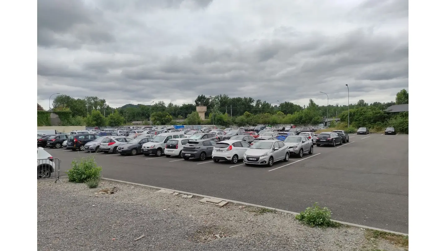 Parking Rives du Gave - Pau Pyrénées Tourisme