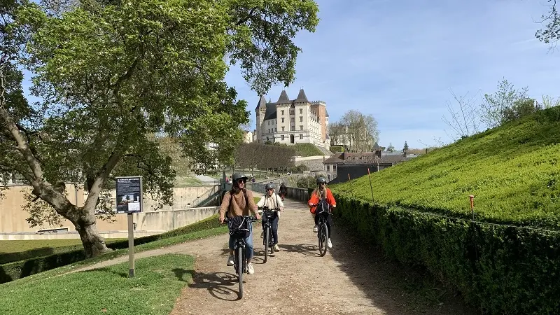 château de Pau à vélo