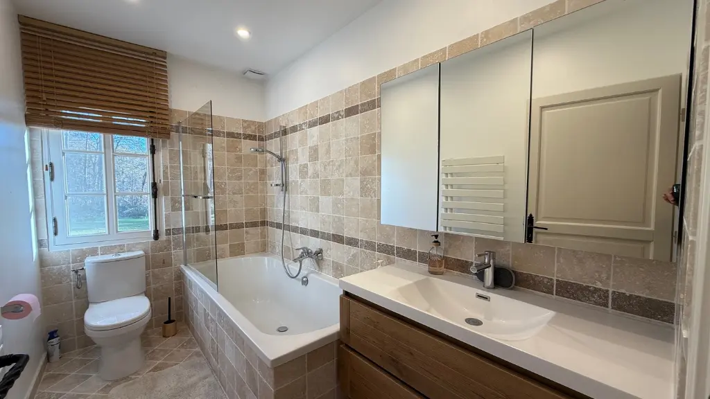 Salle de bains Suite Pierre 2