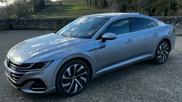 Taxi vtc Rizzetto Mouliets Volkswagen Arteon (002)