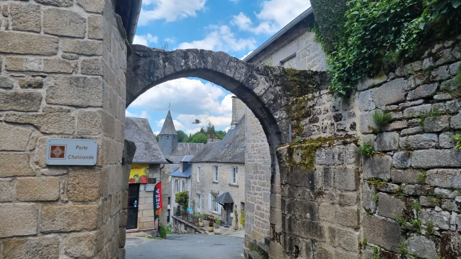 Treignac porte Chabirande ©L Léonard (2) (1)