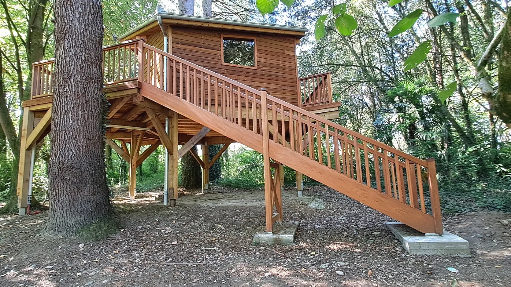 aire-de-jeux-enfants-lons-01