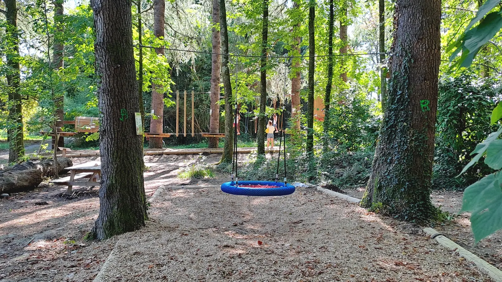 aire-de-jeux-enfants-lons-10