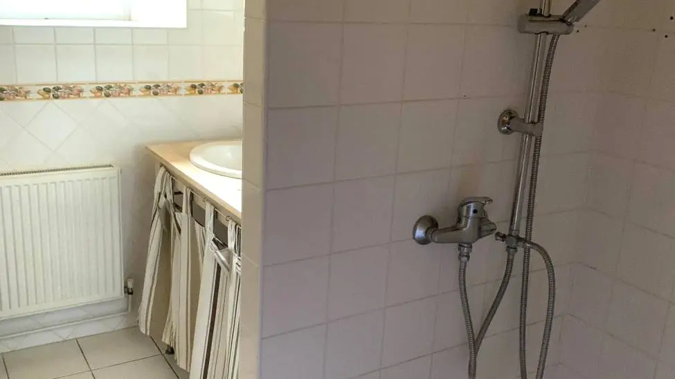 b95f99f8-cdbb-4a0e-8751-19dc5b01f6b1