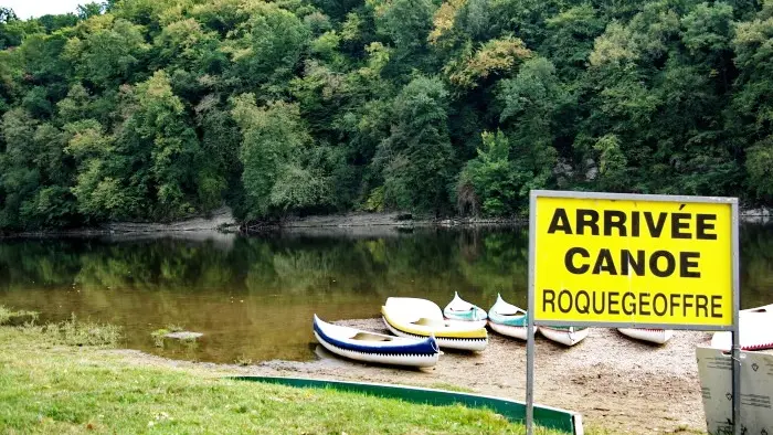 AUX CANOËS ROQUEGEOFFRE DU PORT D'ENVEAUX