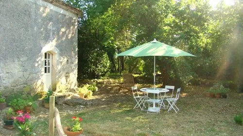 LAROQUETIMBAUT_LGM419_jardin.jpg