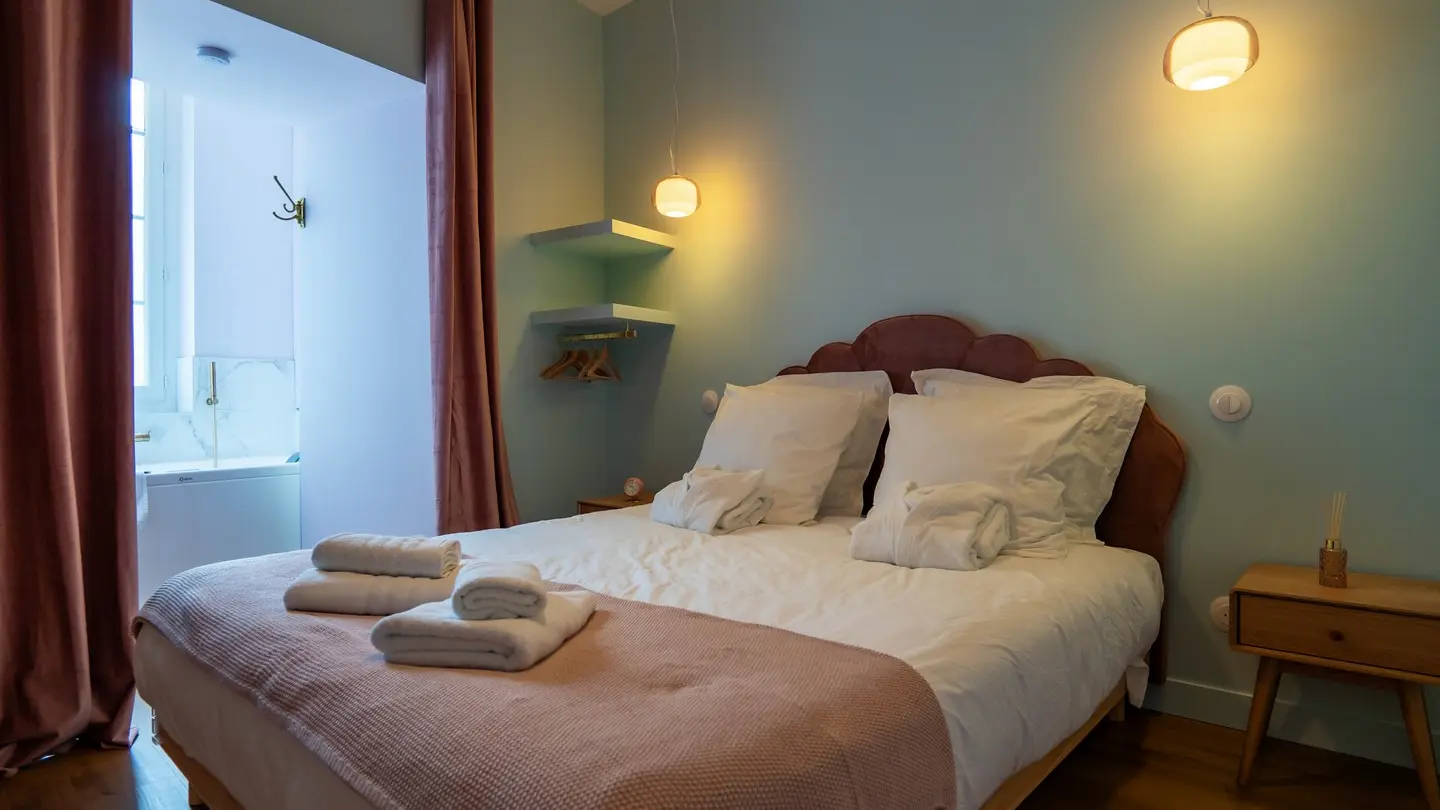 Meublé dinner room - Pau -  chambre