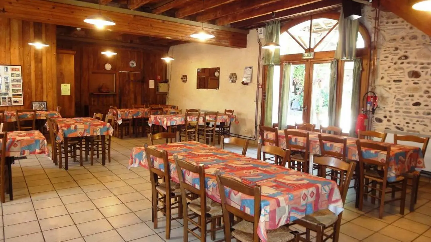 Gîte biscar - salle à manger