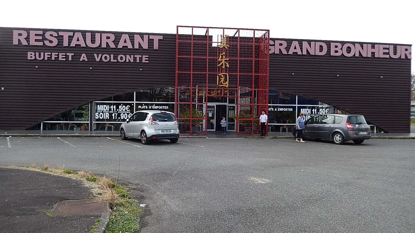 Restaurant Au Grand bonheur - Lons - extérieur