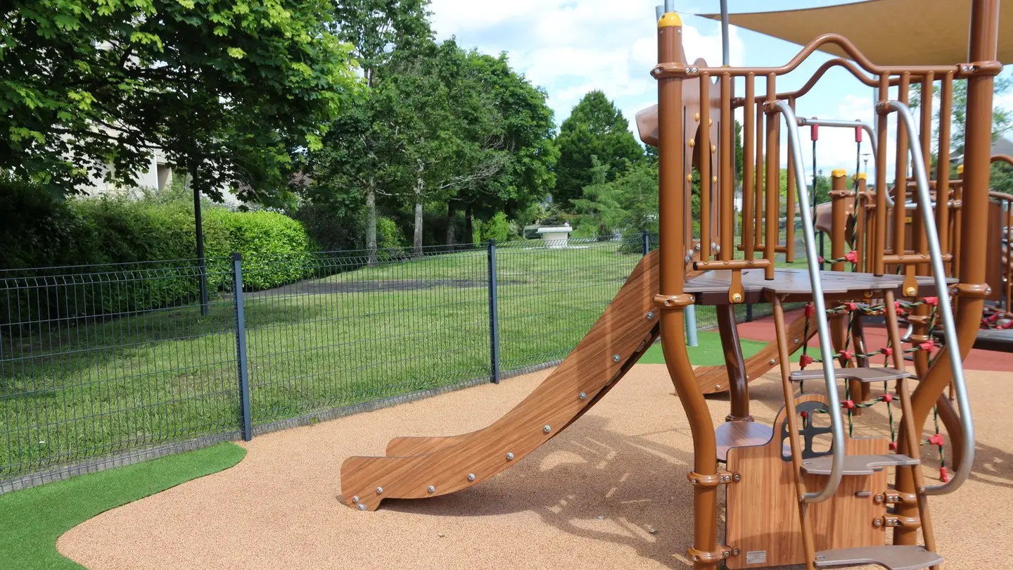 Aire de jeux alfred de musset - Lescar