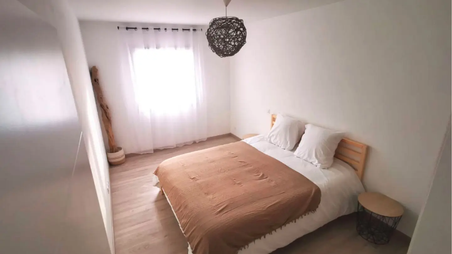 Meublé Drevond - Arressy - chambre parents