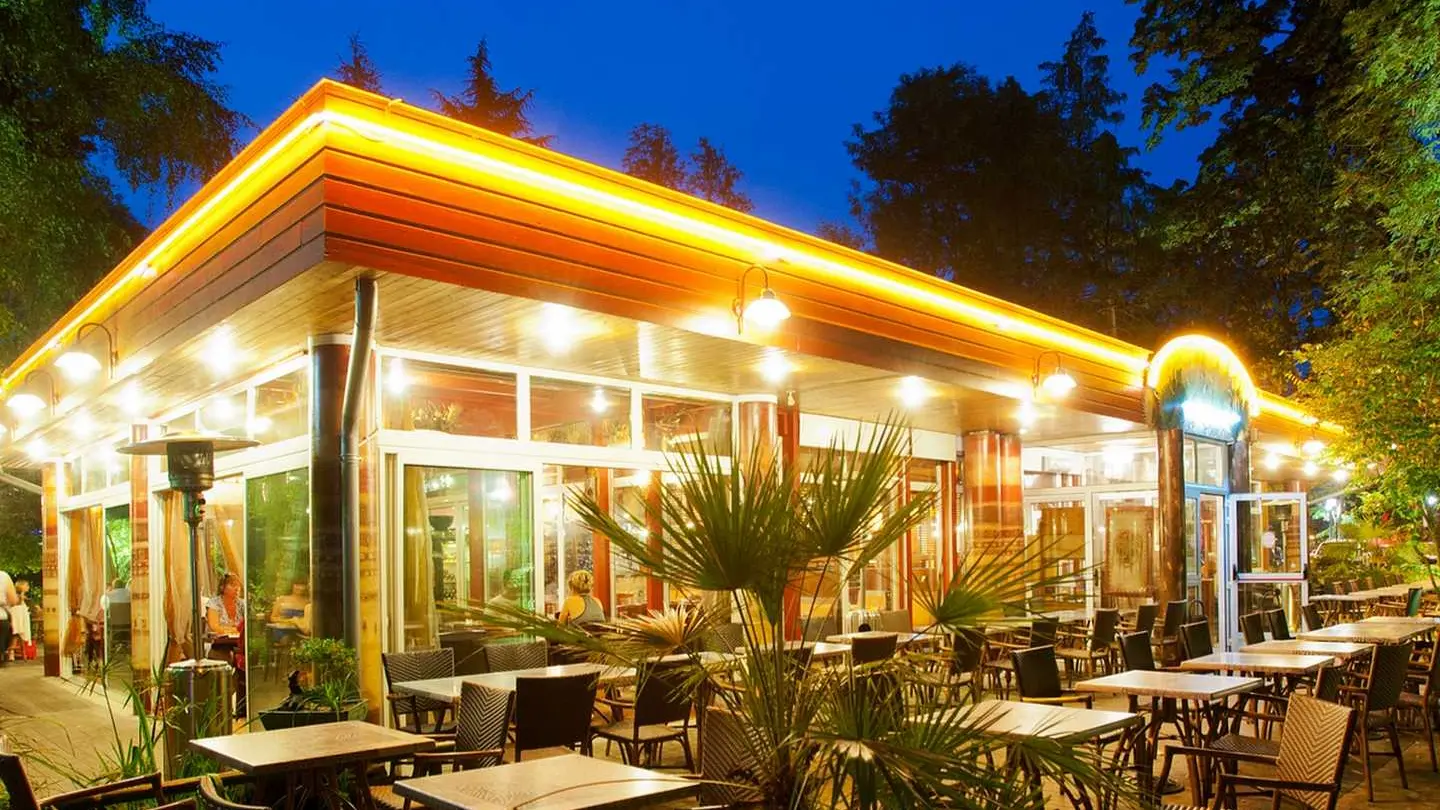 Restaurant Kbourut - Pau - terrasse nuit