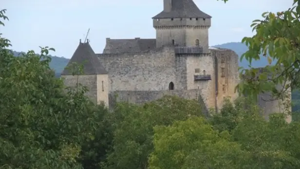 parking-cc-castelnaud