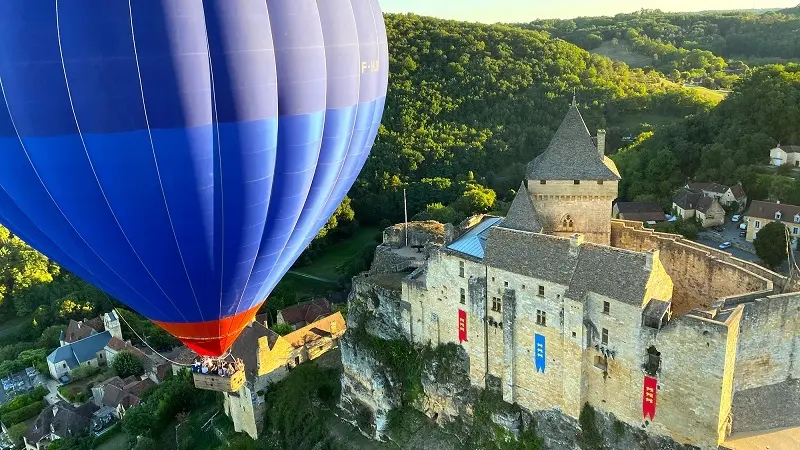 perigord dordogne montgolfieres