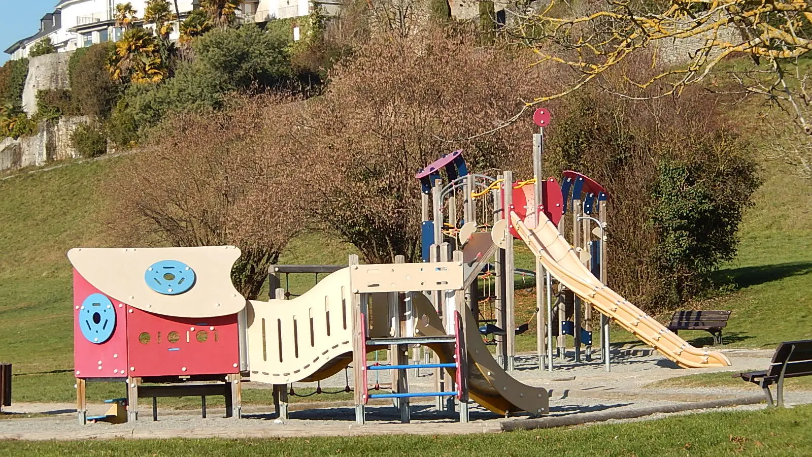 Plateau sportif - Lescar - jeux pour enfants