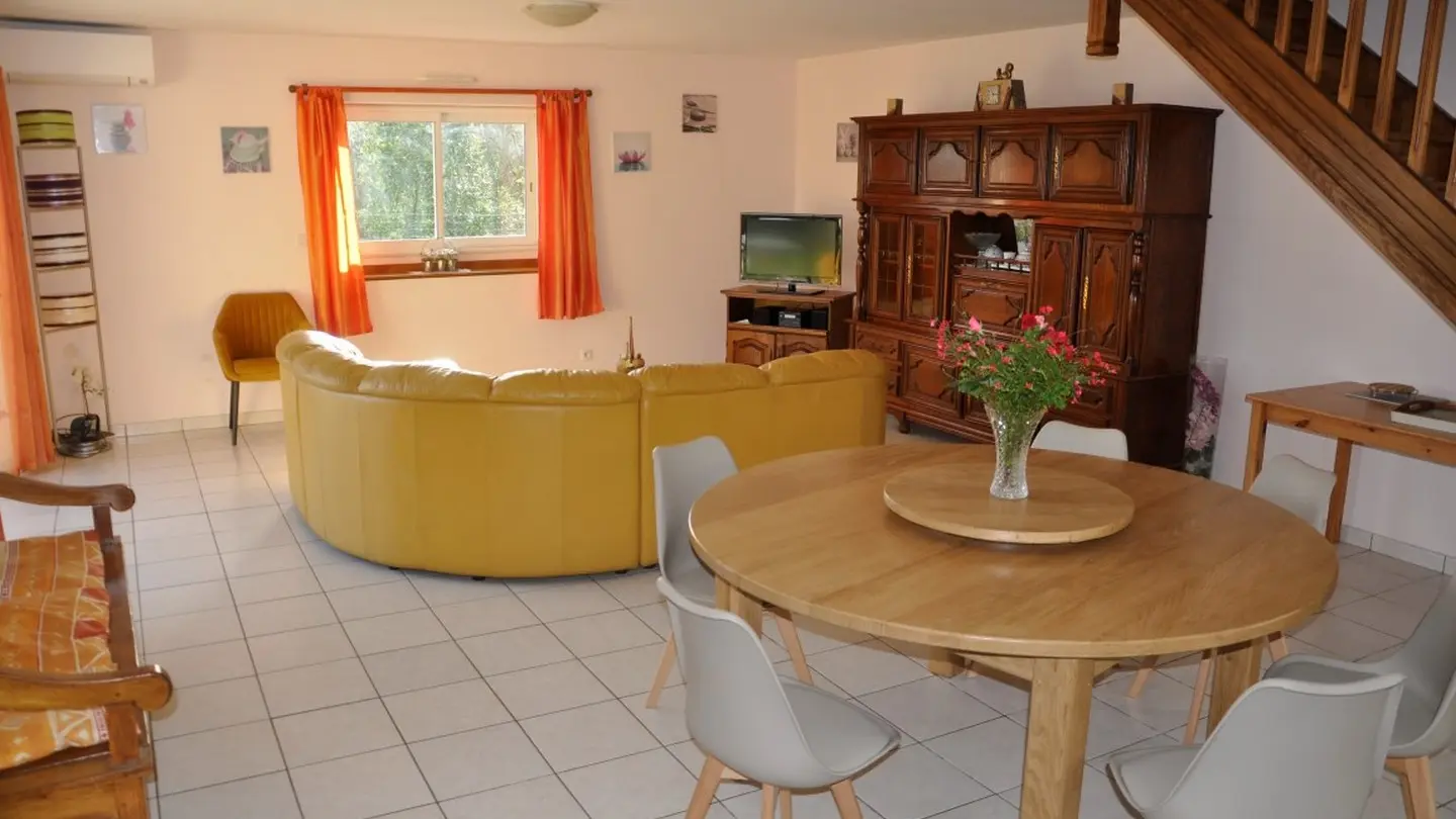 Gîte Vignau - Gan - salon