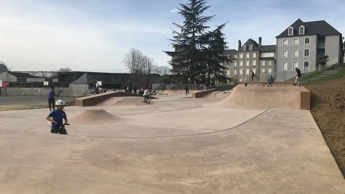 Skate parc des remparts - Lescar