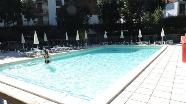 6 PISCINE