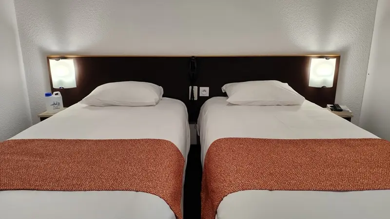 Lourdes hôtel Hélianthe Chambre twin économique