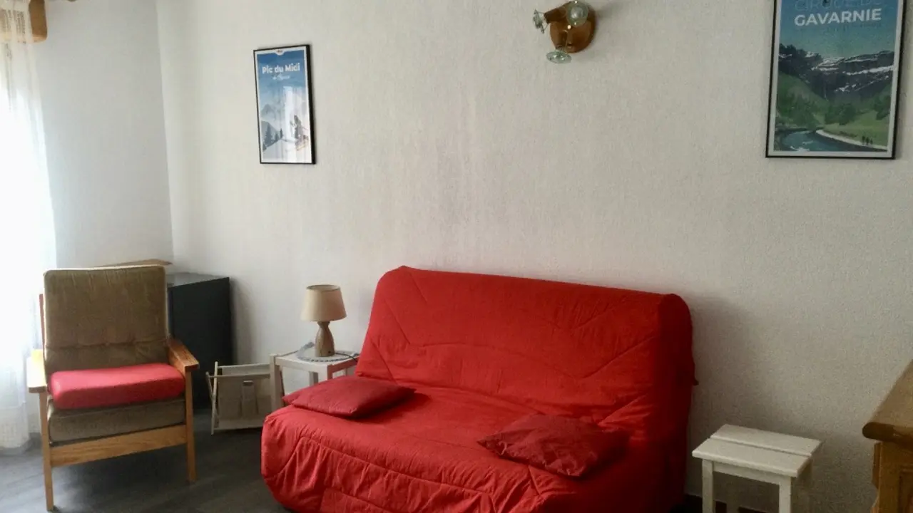 2-Salon