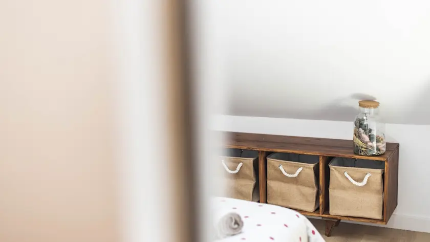 230 232 lerioumajou Commode web