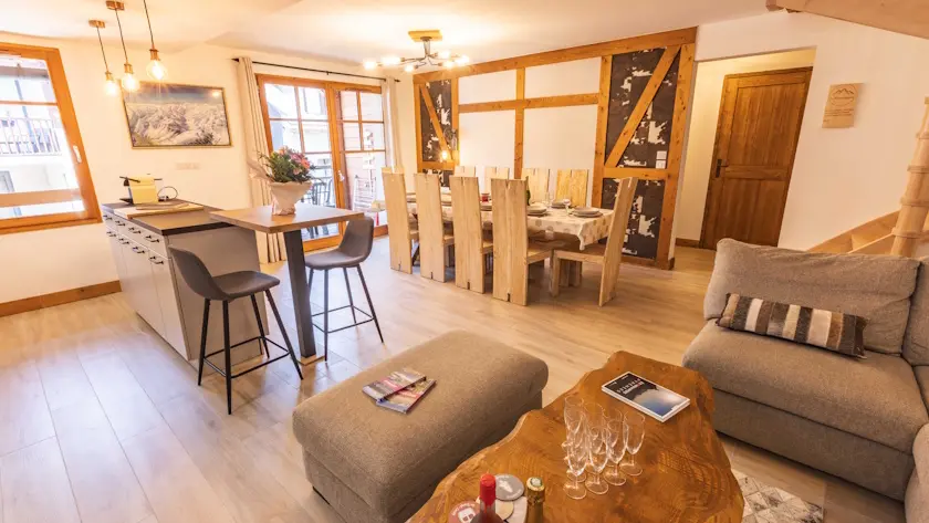 230 232 lerioumajou salon 2 web