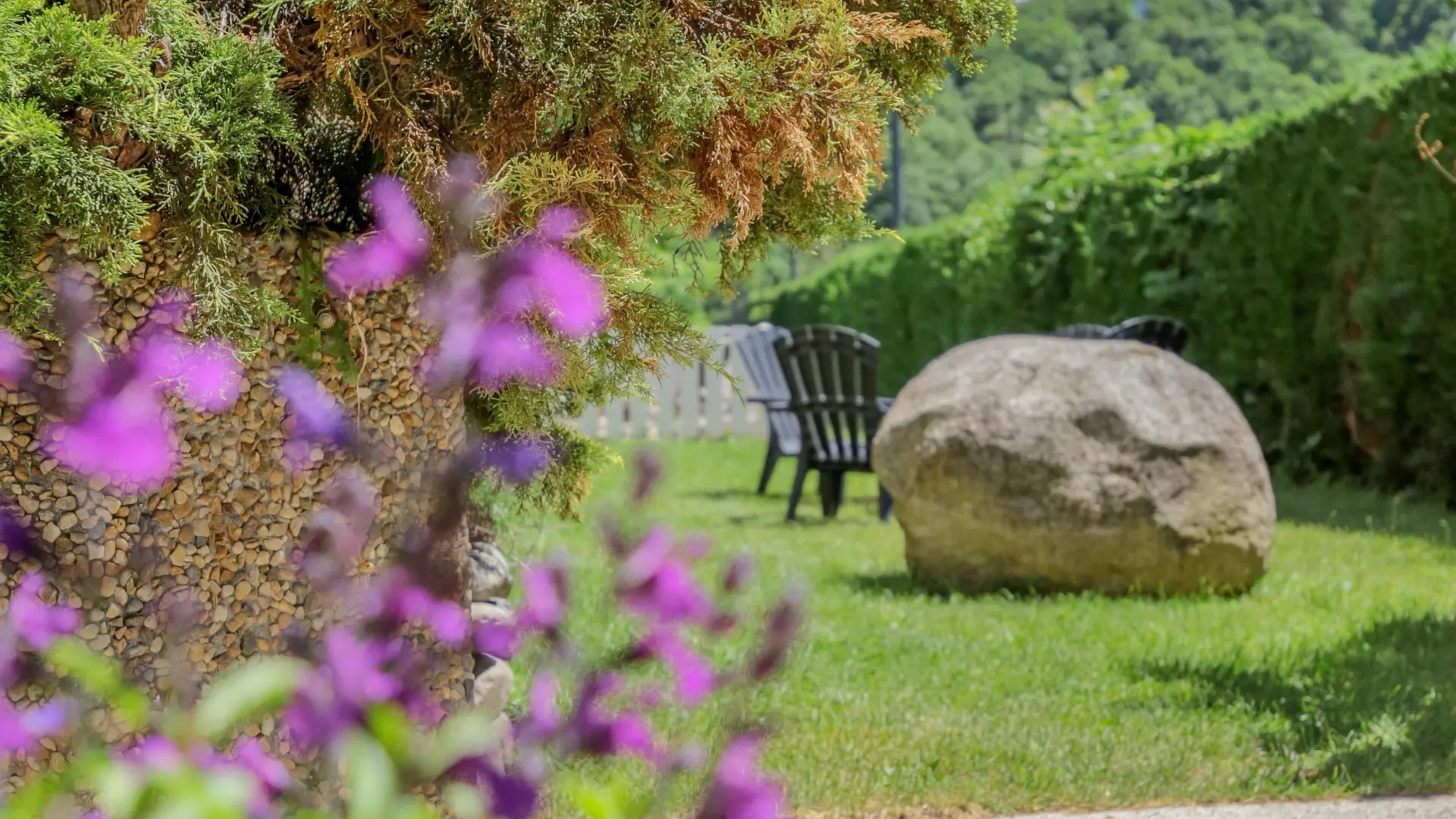 terrasse hotel aurelia logis ambiance cosy pyrenees (7)