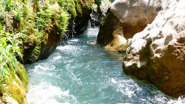 ASCMIP065V5016O8 - canyoning Pyrénées