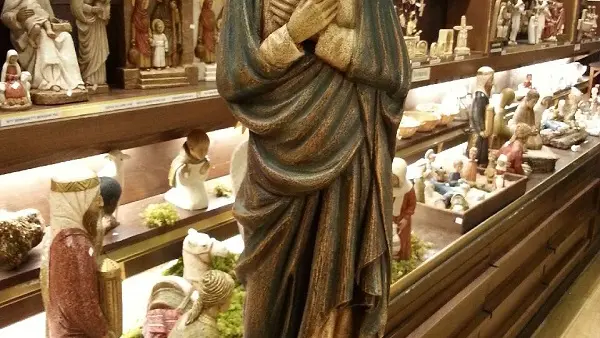 Artisanat des Monastère - statue SLDA