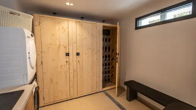 BRUN Chalet Comfort @Birrien armoire ski