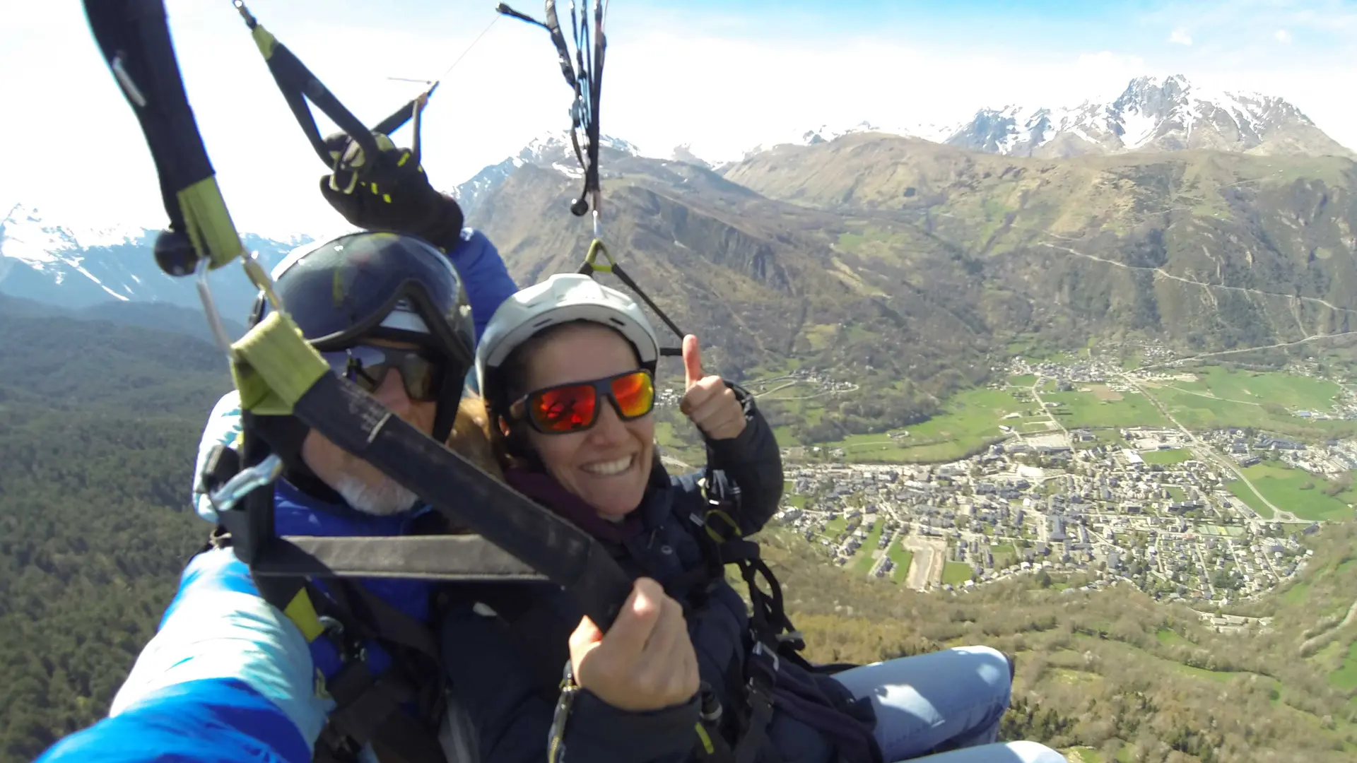 Baptême parapente Saint Lary Soulan Pyrénées  (14) mini