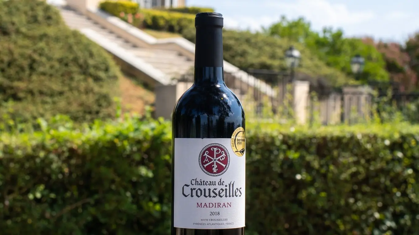 Bouteille chateau ©Crouseilles