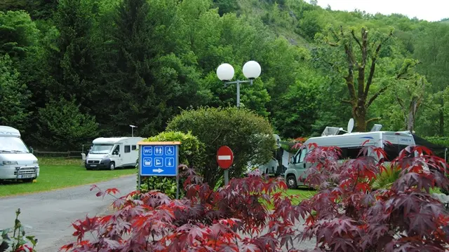 CAMPING DU LOUP LOURDES (11)