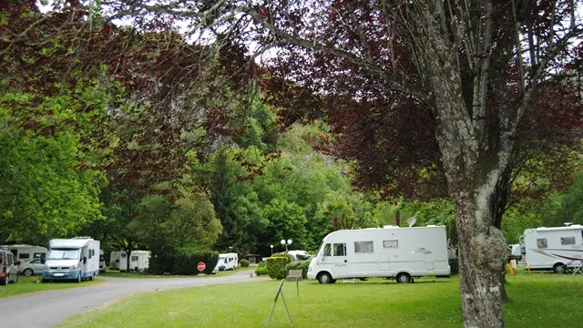 CAMPING DU LOUP LOURDES (9)