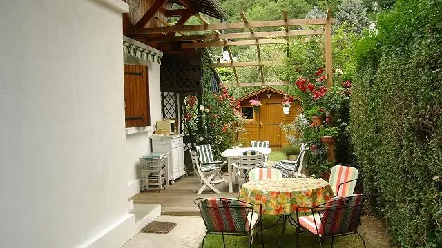 CHALET GABAS JARDIN