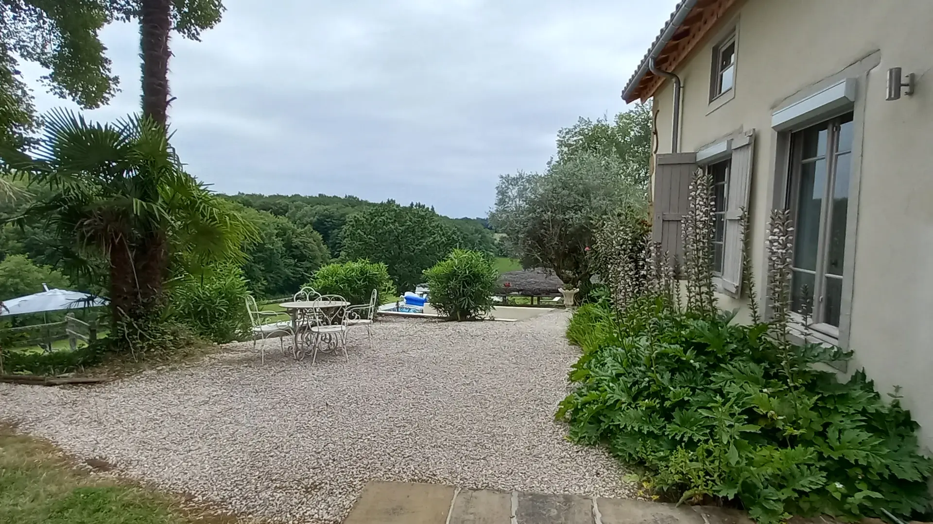 Exterieur_Courties