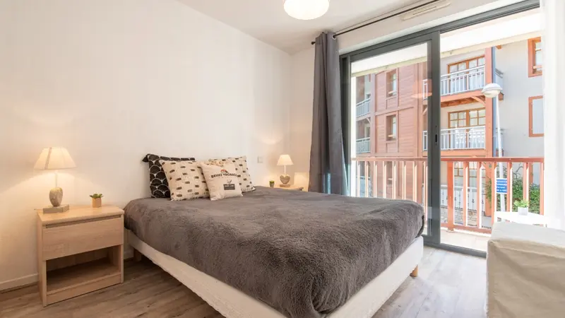 GRAND HOTEL  103 MIR Jean-Henri appartement saint lary hautes pyrenees_-9web