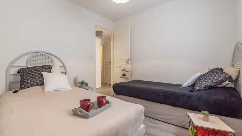 GRAND HOTEL  103 MIR Jean-Henri appartement saint lary hautes pyrenees_-12web