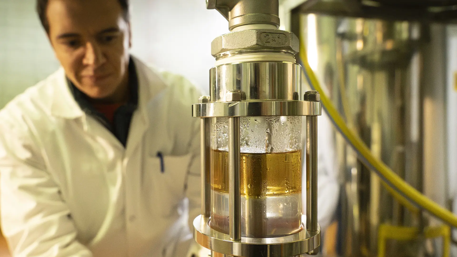 Hydrodistillation