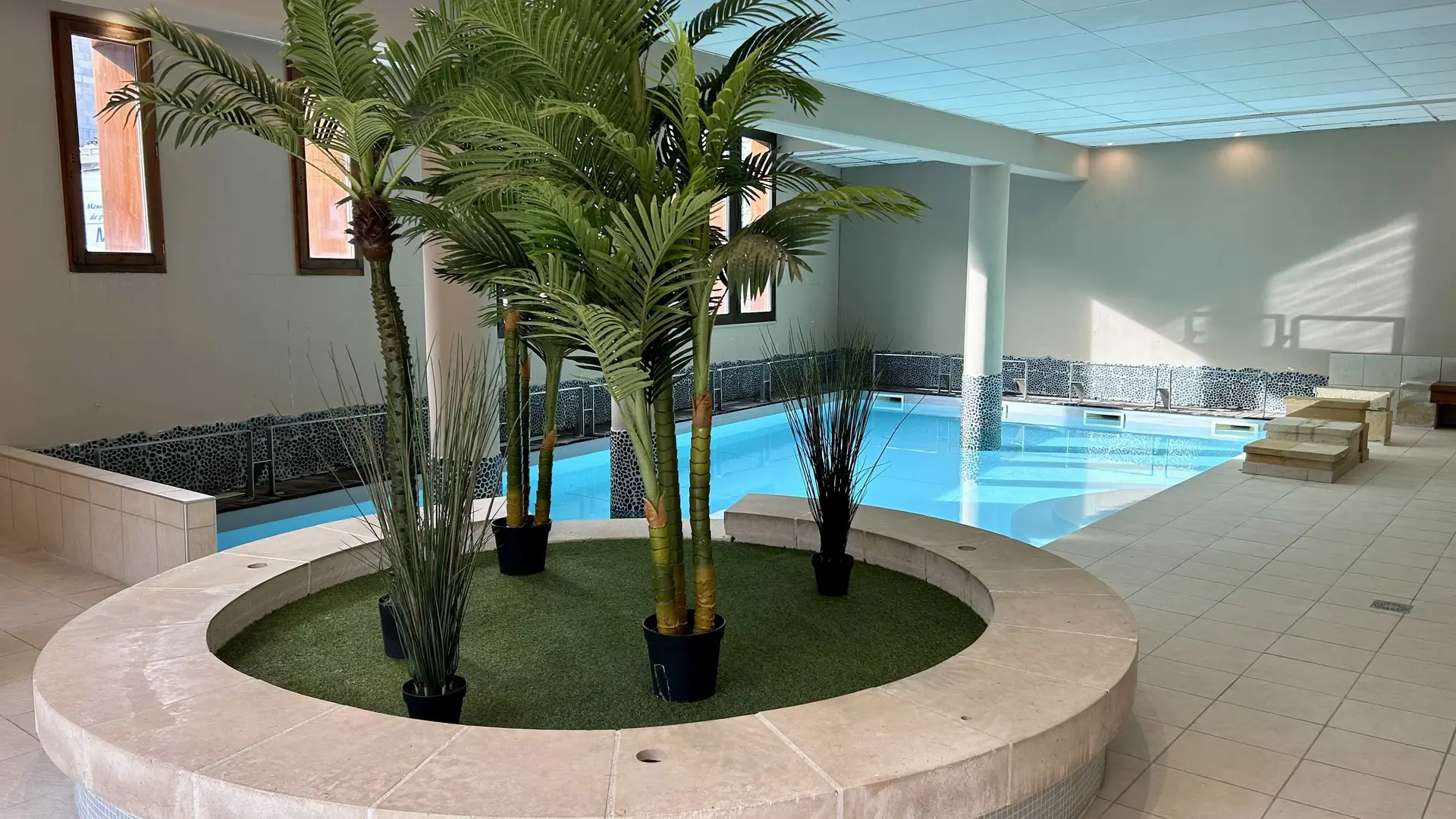 Piscine interieure