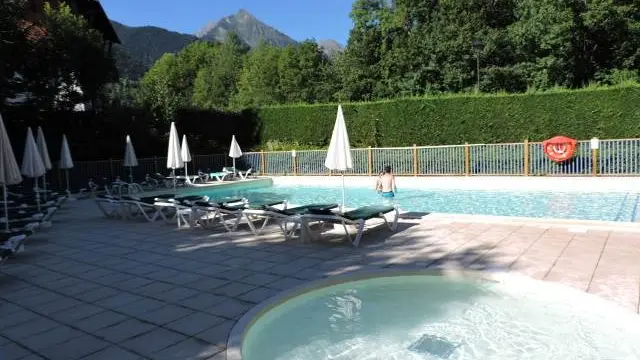 LEMAITRE-RIVES DE L'AURE 403-PISCINE