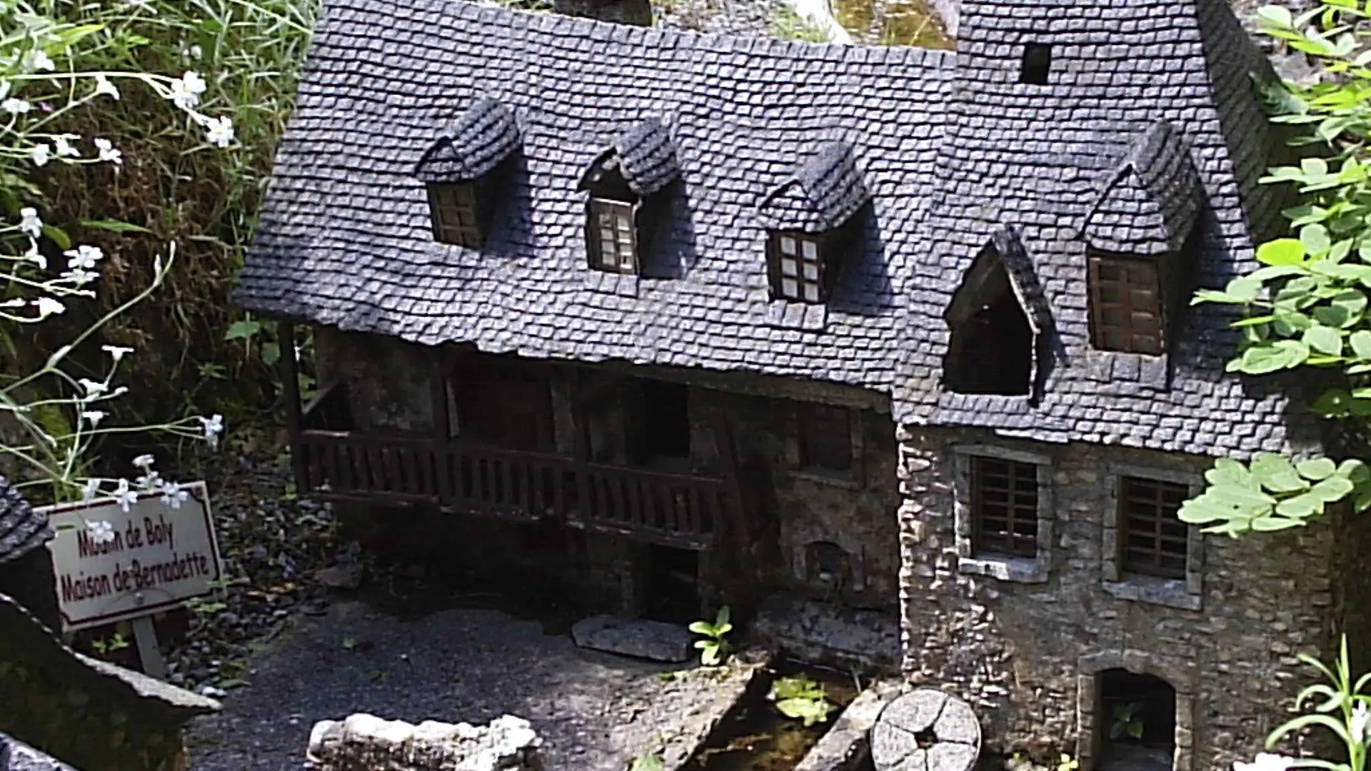 Lourdes Musée du Petit Lourdes Moulin de Boly