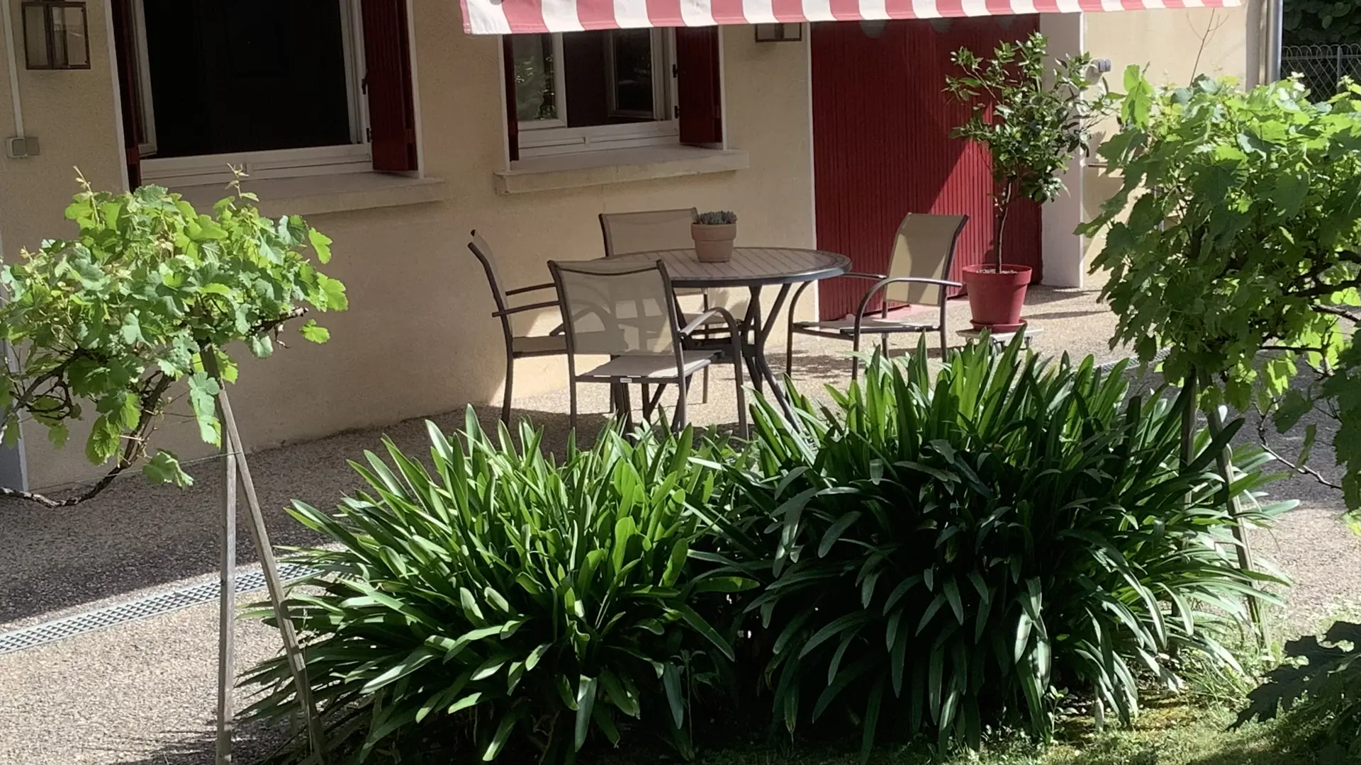 Location-cure-dans-maison-bagneres
