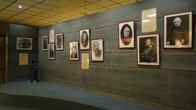 Lourdes Musée Ste Bernadette Portraits