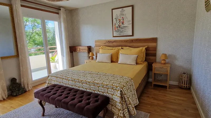 Lourdes Chambre_Bali