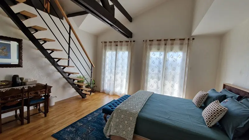 Lourdes Chambre_Jawa